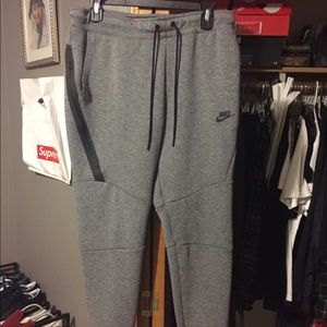 Nike Tech Fleece Sweatpants